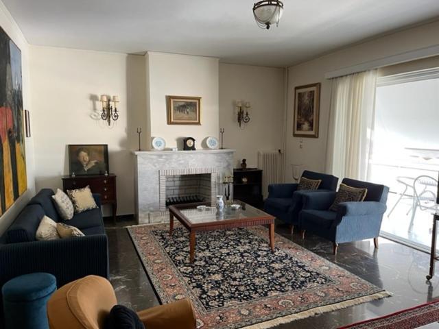 Spacious And Sunny Appartment In Cholargos Atény Exteriér fotografie