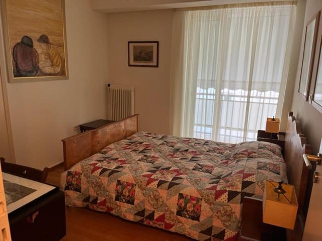 Spacious And Sunny Appartment In Cholargos Atény Exteriér fotografie