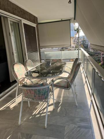Spacious And Sunny Appartment In Cholargos Atény Exteriér fotografie