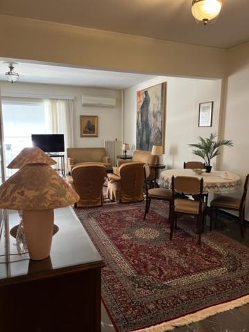 Spacious And Sunny Appartment In Cholargos Atény Exteriér fotografie